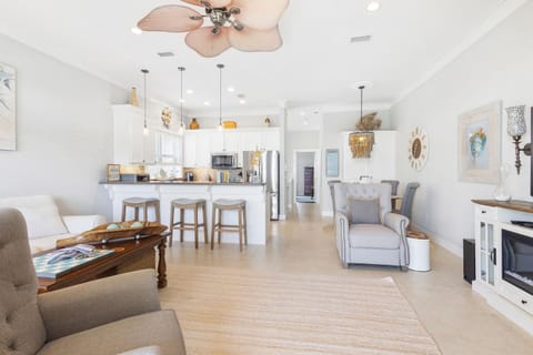 Sandy Shenanigans by Blu Skye! -New to Management 2025! House in Sunnyside