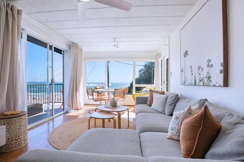 Living room, Other, Seating area, Sea view