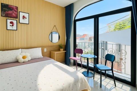 Bed, Balcony/Terrace, Bedroom