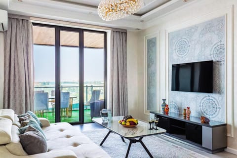 Communal lounge/ TV room, TV and multimedia, Balcony/Terrace, Balcony/Terrace, Living room, Seating area