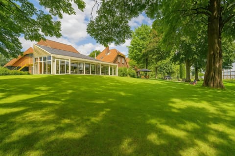 Property building, Day, Garden