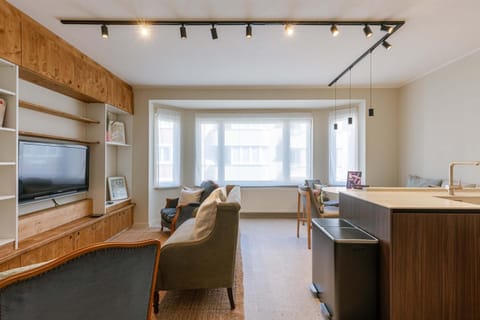 Casiola - Modern family flat steps from the sea Apartment in Knokke-Heist