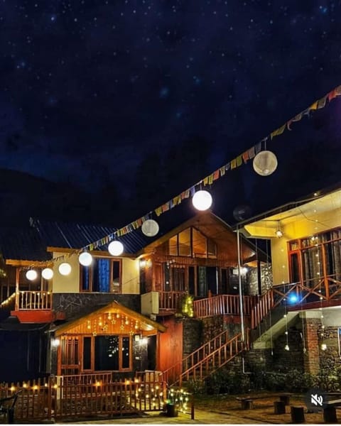 Property building, Night