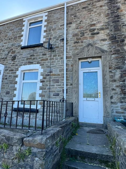 One Bedroom Apartment - Swansea Centre & Train stn Apartment in Swansea