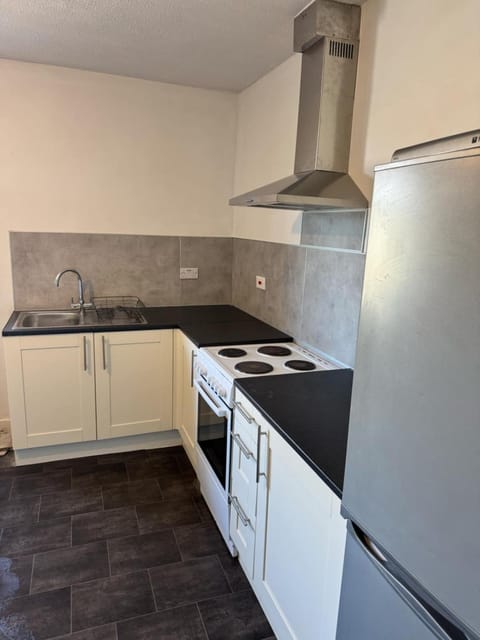 One Bedroom Apartment - Swansea Centre & Train stn Apartment in Swansea