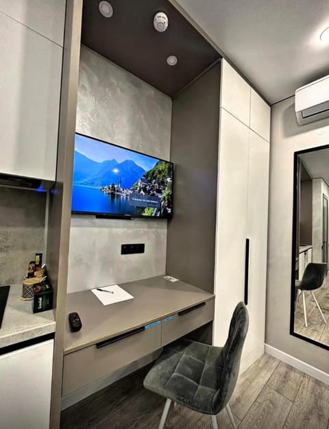 TV and multimedia, Kitchen or kitchenette, hair dresser
