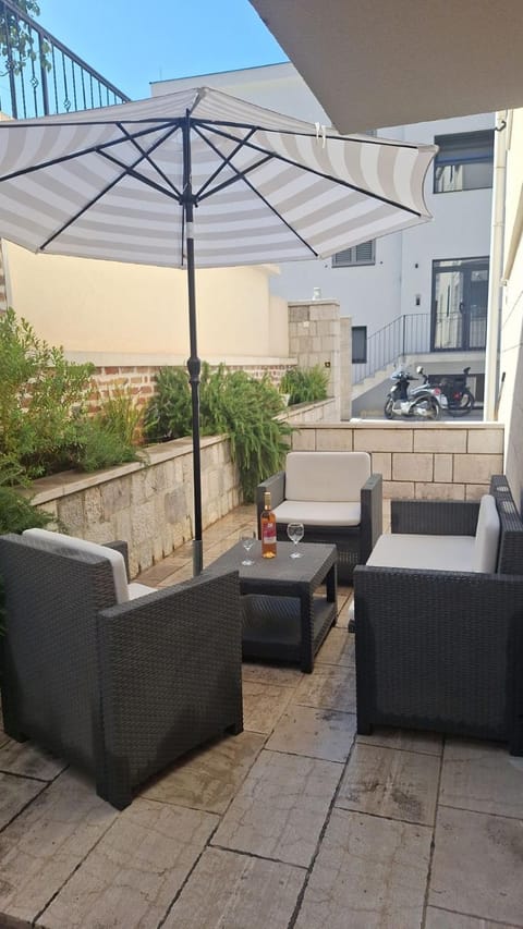 Apartman Doknić Apartment in Kotor Municipality