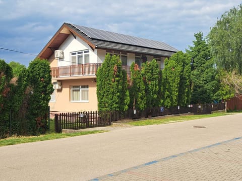 Property building, Street view