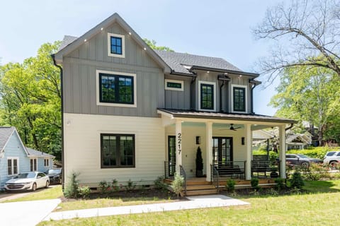 Ridgegold House in Decatur