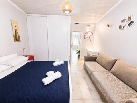 Bed, Bedroom, wardrobe