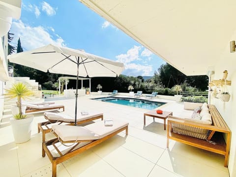 Villa Iconique et calme absolu pour 1 à 10 Personnes Villa in Cassis