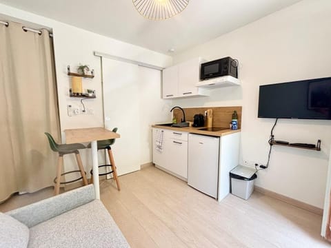 Studio l'Azur - Chaleureux & Garage privé - Valence Apartment in Valence