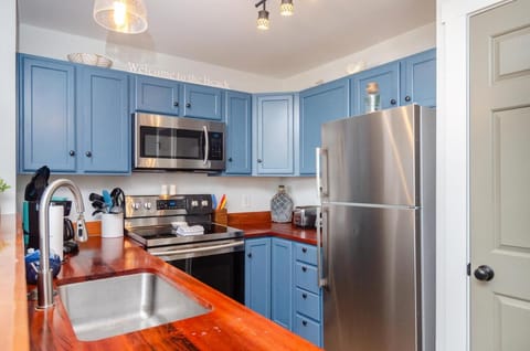 Lil Salty by Bryant Real Estate House in Kure Beach