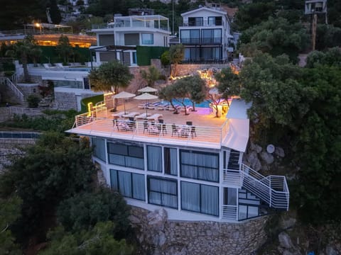 Property building, Bird's eye view