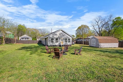 Yellow Door House in Greenville