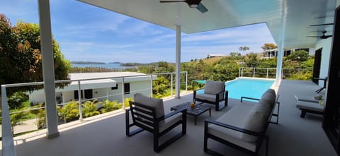 Patio, Natural landscape, View (from property/room), Balcony/Terrace, Seating area, Pool view, Sea view, Swimming pool