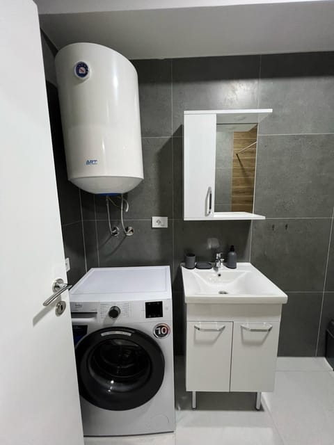 Bathroom, washing machine