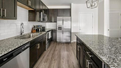 The Daniel II Vibe 8717 Apartment in Mount Pleasant