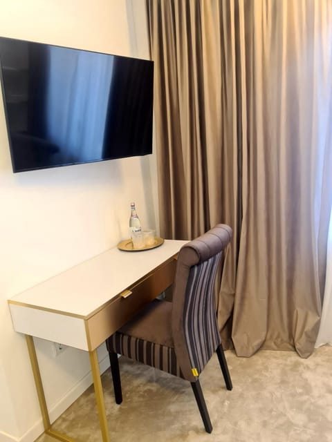 Jolie Boutique Hotel Hotel in Craiova