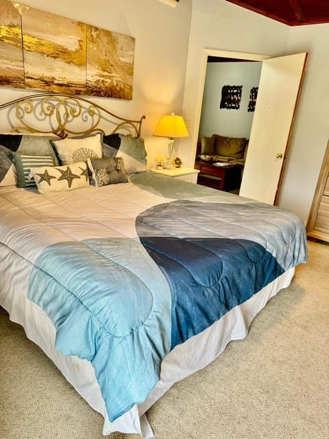 lone pine estate Apartment in Delray Beach