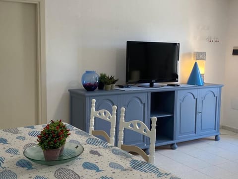 Communal lounge/ TV room, TV and multimedia