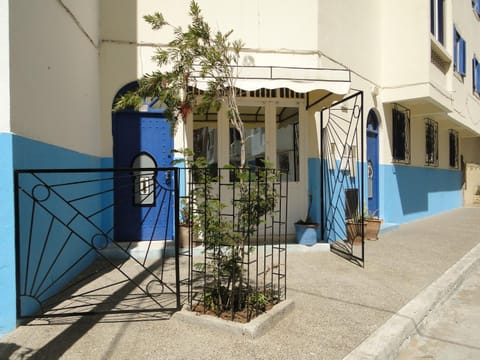 Property building, Facade/entrance