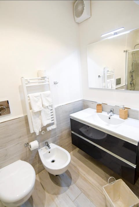 Urban Flat Dante Apartment in Bari