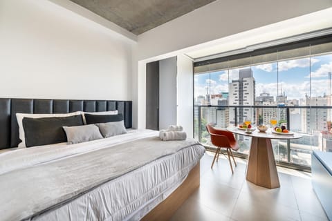 Bed, Photo of the whole room, Dining area, City view
