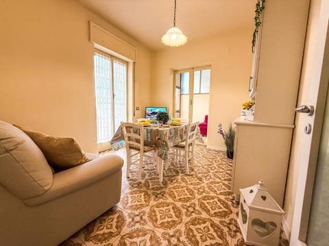 Budapest Apartment, Vista Mare Rif A489 Apartment in San Benedetto del Tronto