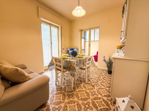 Budapest Apartment, Vista Mare Rif A489 Apartment in San Benedetto del Tronto