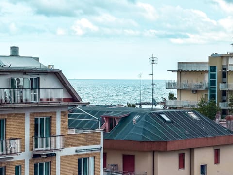 Budapest Apartment, Vista Mare Rif A489 Apartment in San Benedetto del Tronto