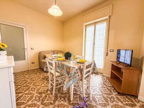 Budapest Apartment, Vista Mare Rif A489 Apartment in San Benedetto del Tronto