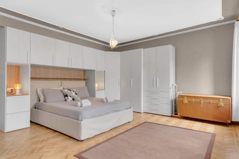 Bed, Photo of the whole room, Bedroom, towels, wardrobe, air conditioner