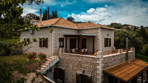 Property building, View (from property/room), Balcony/Terrace, Garden view, Landmark view