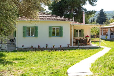 Property building, Garden, Garden view