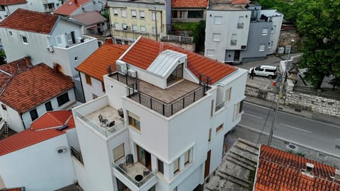 Property building, Location, Parking