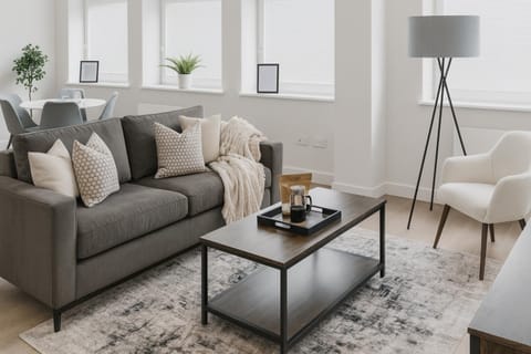 Copper Suite - 2Bed Elegance - Parking Apartment in England