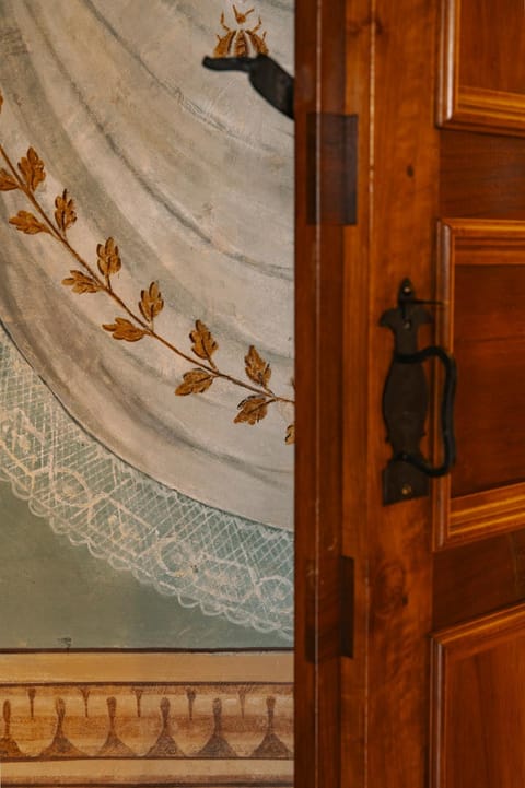 Urbino Apartments - Palazzo Paltroni Suite Apartment in Urbino