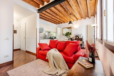 Kitchen or kitchenette, Living room, Seating area