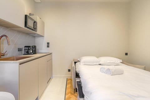 Appartement moderne et confortable , Ecully Apartment in Lyon