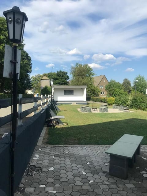 Garden, Balcony/Terrace