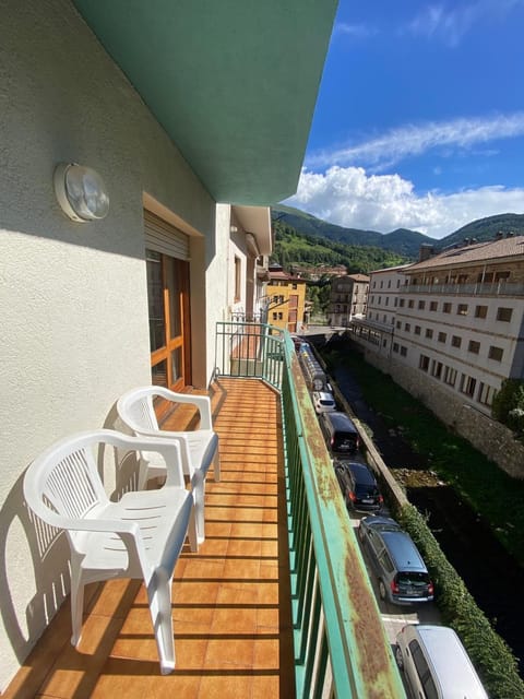 View (from property/room), Mountain view, River view