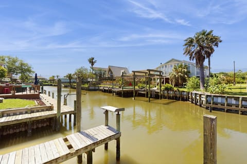 Nana's House House in San Leon