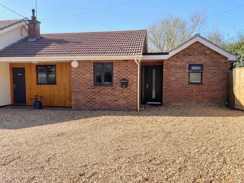 The Annexe Hillside Apartment in Breckland District
