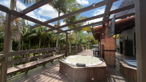 Casa com hidro privativa e área gourmet próximo ao Centro House in Nova Friburgo