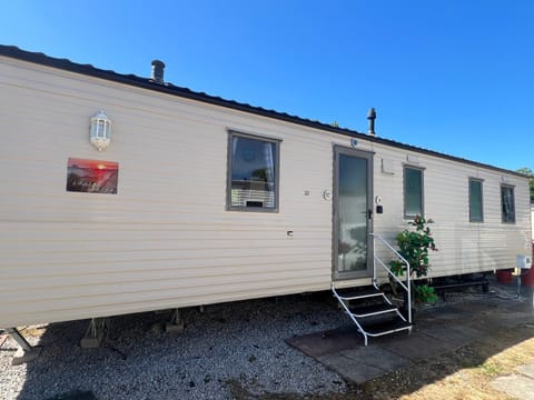 Sunset Seeker Morecambe Campground/ 
RV Resort in Morecambe