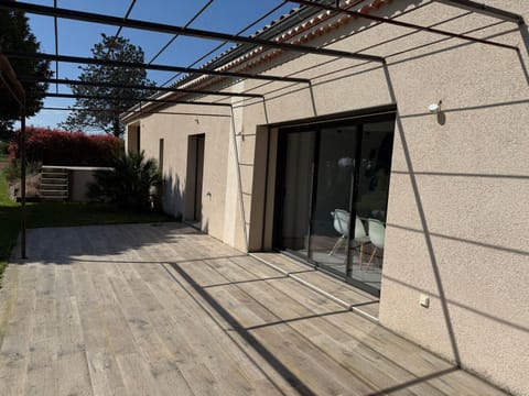 Balcony/Terrace, Balcony/Terrace