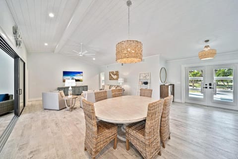 Paradise Palms House in Sanibel Island