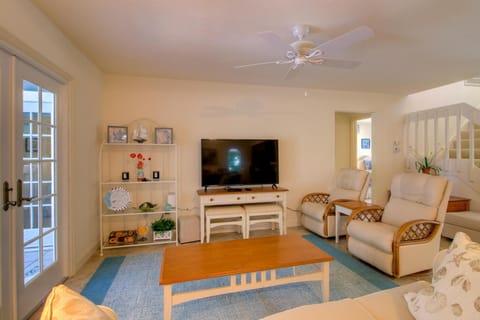 Glimmering Shells House in Sanibel Island