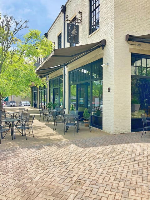 Property building, Restaurant/places to eat